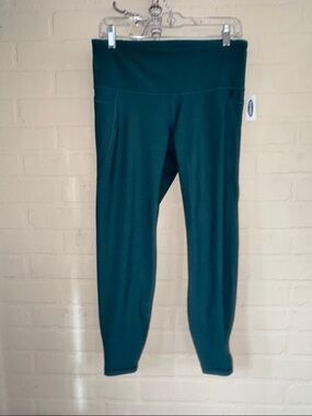 Old Navy leggings green 1x lattice design thigh pocket sides stretch pull on NEW